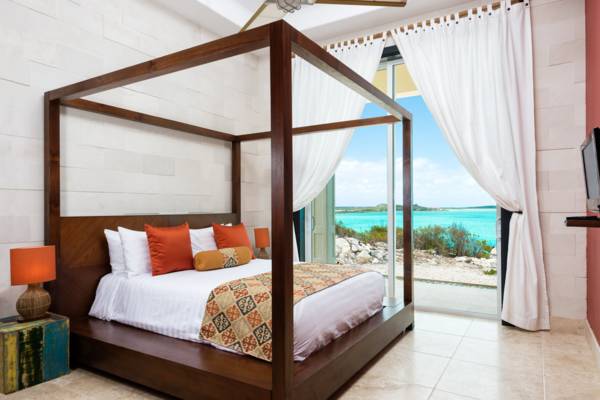 Guest bedroom Villa Balinese Providenciales