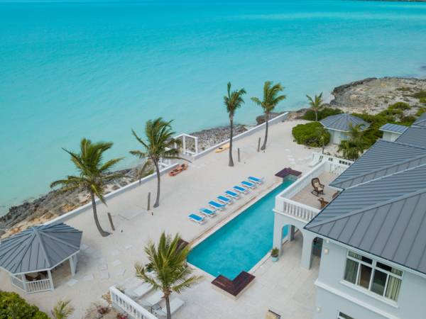 Villa di Ligera, 6 bedroom vacation rental, Providenciales, Turks and Caicos