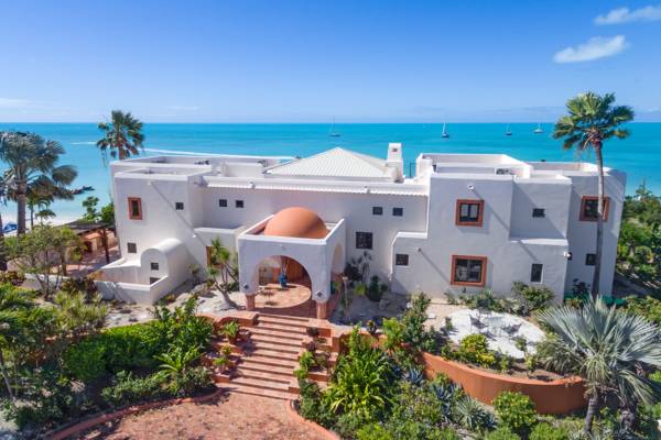 La Koubba beachfront villa on Sapodilla Beach, Turks and Caicos